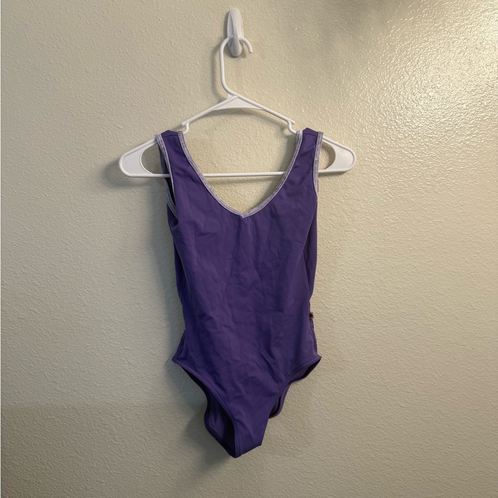 Yumiko Gina leotard